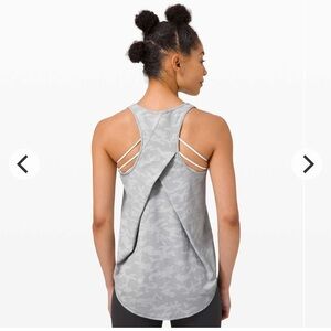 Lululemon Essential Tank Pleated Sz 8
